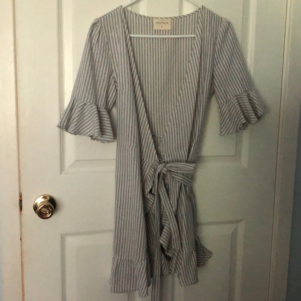 Vestique Gray Striped Wrap Dress